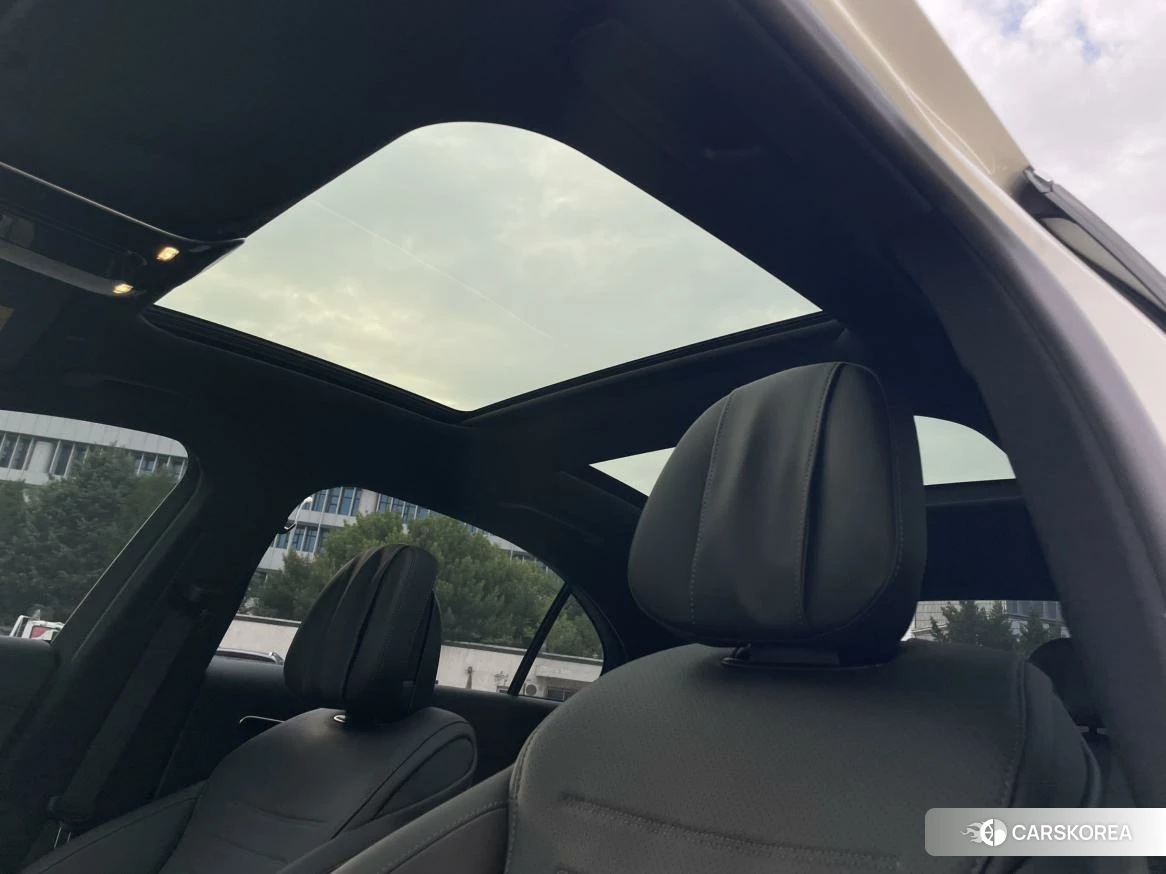 Mercedes-Benz Class C 2024 Белый из Китая, фото 5