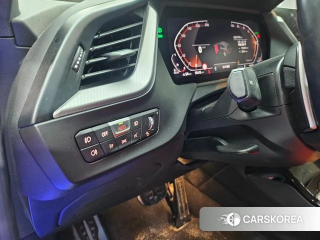 BMW 1 Series (F40) 2021 Черный из Кореи, фото 5