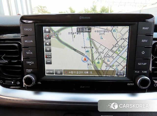 Kia Stonic 2018 Белый из Кореи, фото 5