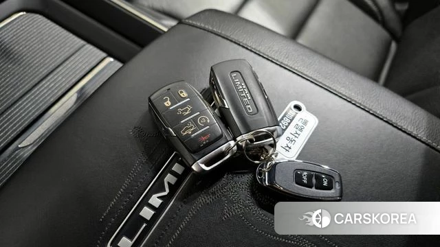 Dodge Lampicup 2018 Белый из Кореи, фото 5