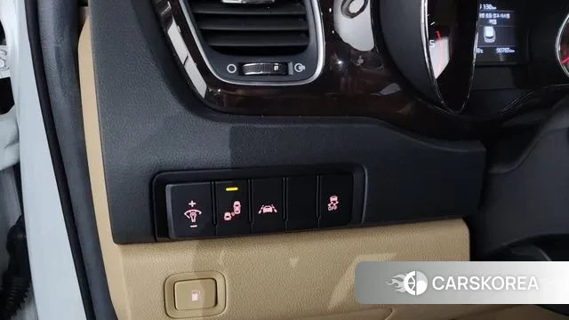 Kia The New Carnival 2018 Белый из Кореи, фото 5