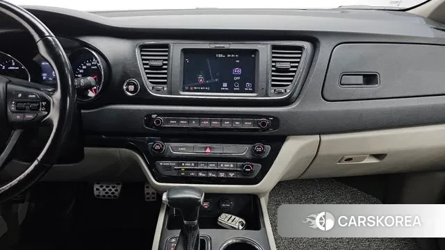 Kia The New Carnival 2019 Серый из Кореи, фото 5