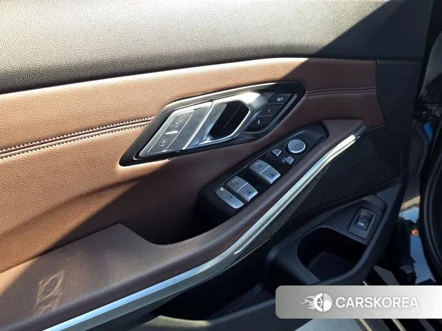 BMW 3 Series (G20) 2022 Черный из Кореи, фото 5