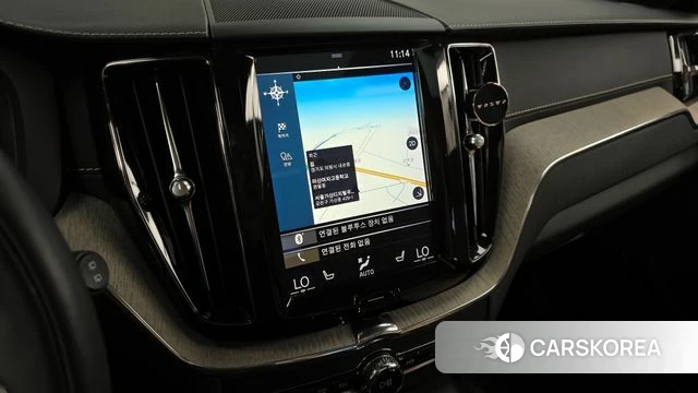 Volvo XC60 second Generation 2018 Белый из Кореи, фото 5