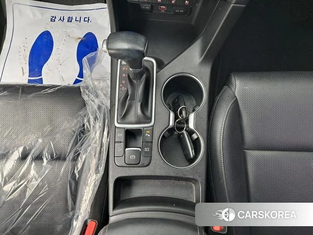 Kia Sportage The Bold 2018 Белый из Кореи, фото 5