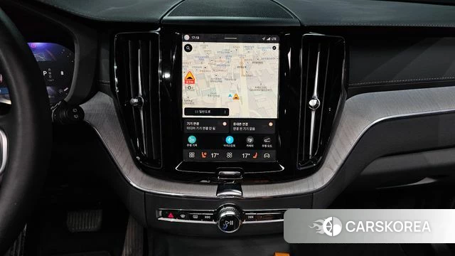 Volvo XC60 second Generation 2024 Белый из Кореи, фото 5