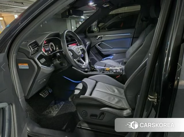 Audi Q3 (F3) 2022 Серый из Кореи, фото 5