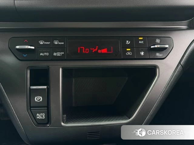 Kia The New Kia Ray EV 2024 Черный из Кореи, фото 5