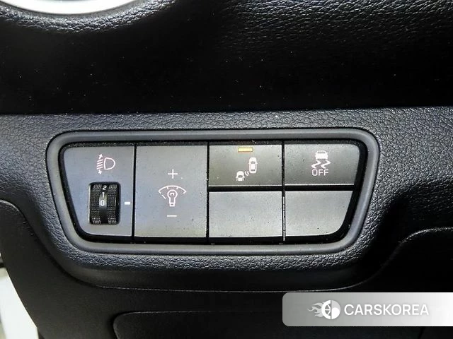 Kia The New K3 2nd generation 2021 Белый из Кореи, фото 5