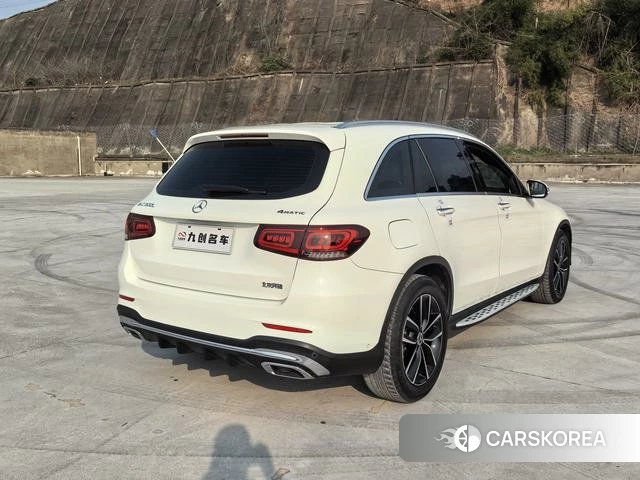 Mercedes-Benz GLC 2021 Белый из Китая, фото 5
