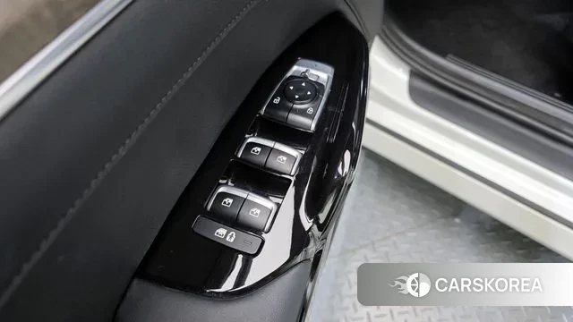 Kia K5 3rd generation 2023 Белый из Кореи, фото 5