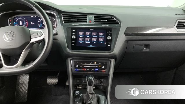 Volkswagen Tiguan second Generation 2021 Белый из Кореи, фото 5