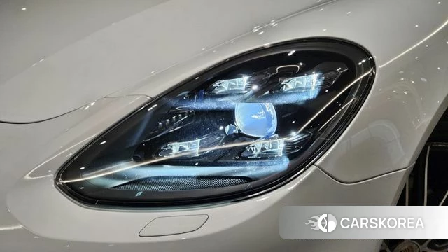 Porsche Panamera (971) 2019 Белый из Кореи, фото 5