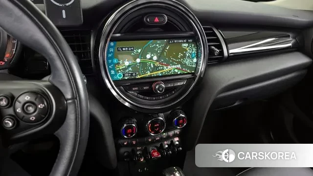 Mini Cooper 2018 Зеленый из Кореи, фото 5