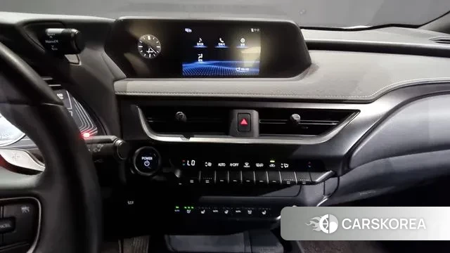 Lexus UX300e id 2889859 из Кореи 5