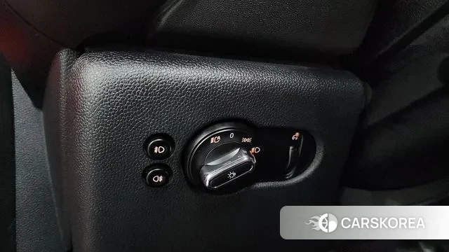 Mini Cooper 2019 Красный из Кореи, фото 5