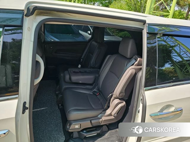 Honda Odyssey 2020 Белый из Кореи, фото 5