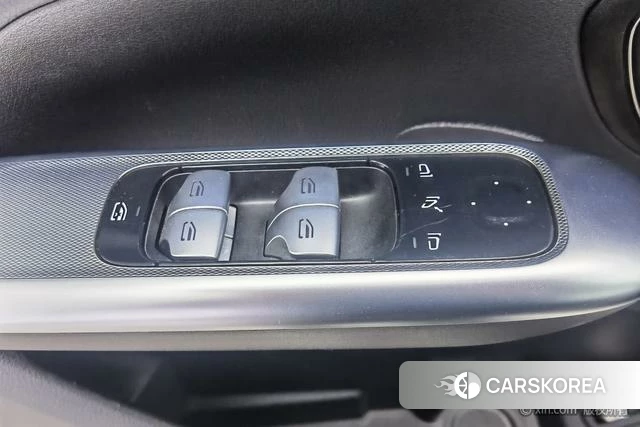 Mercedes-Benz GLC 2024 Черный из Китая, фото 5