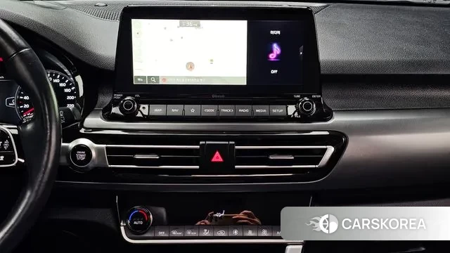 Kia Seltos 2022 Белый из Кореи, фото 5