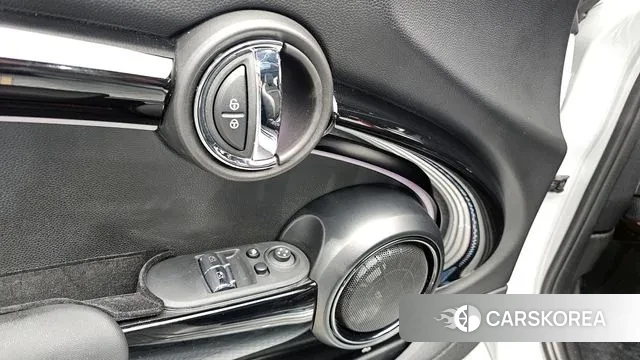 Mini Cooper S 2022 Серебряный из Кореи, фото 5