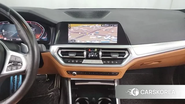 BMW 3 Series (G20) 2022 Белый из Кореи, фото 5