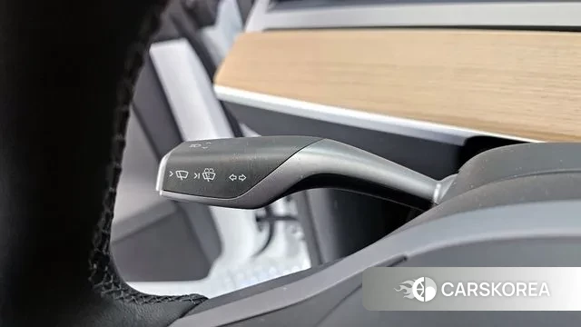 Tesla Model Y 2023 Белый из Кореи, фото 5