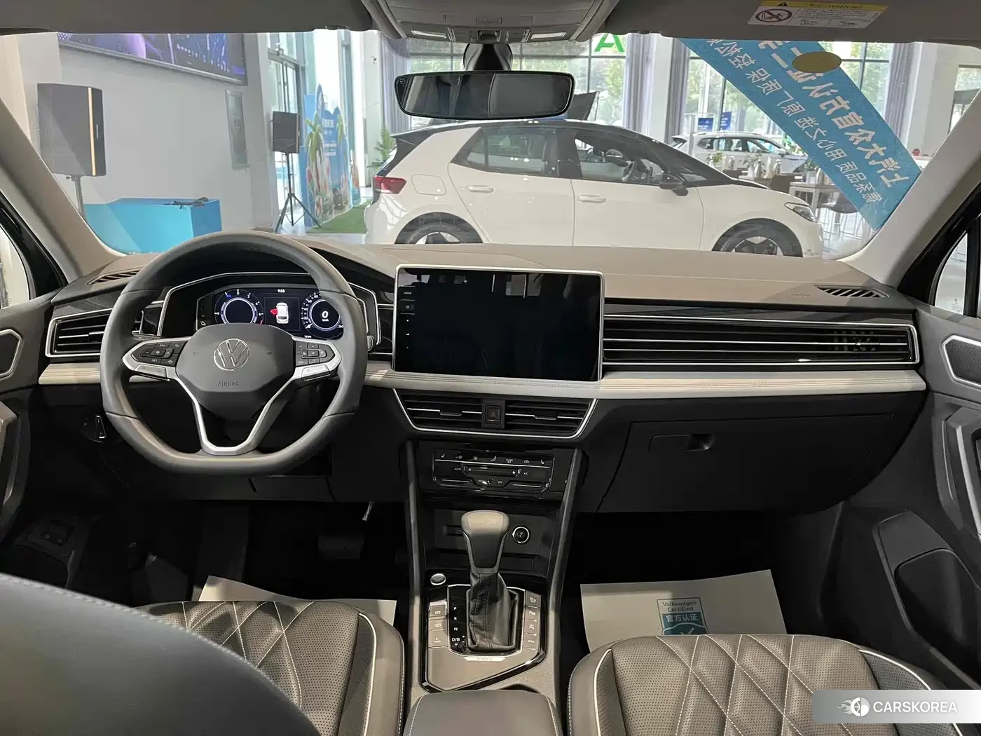 Volkswagen Tiguan L plug-in hybrid 2025 Черный из Китая, фото 5
