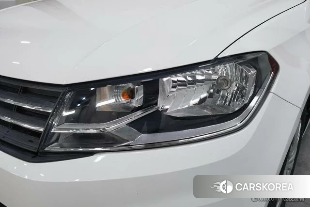 Volkswagen Santana 2023 Белый из Китая, фото 5
