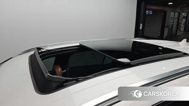 Lincoln Aviator 2nd generation 2021 Белый из Кореи, фото 5