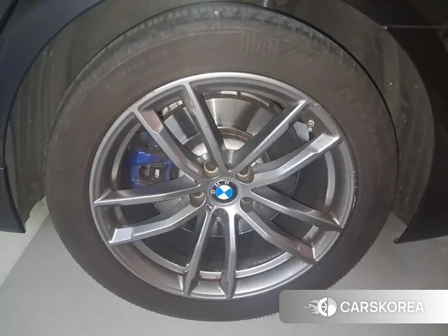 BMW 5 Series (G30) 2018 Серый из Кореи, фото 5