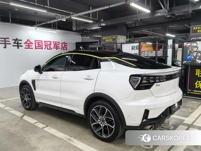 Lynk 05 2022 Белый из Китая, фото 5