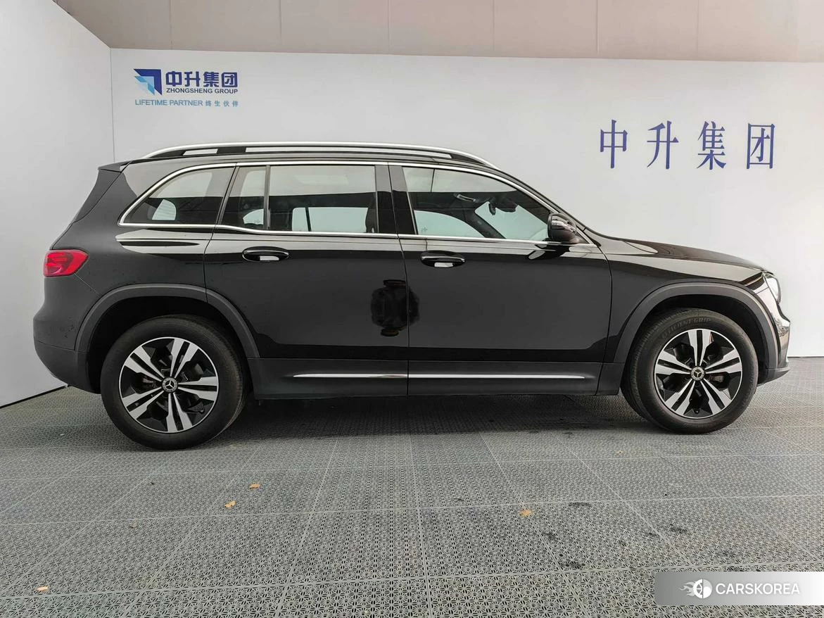 Mercedes-Benz GLB 2024 Черный из Китая, фото 5