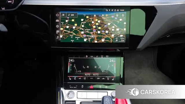 Audi e-Tron 2022 Черный из Кореи, фото 5