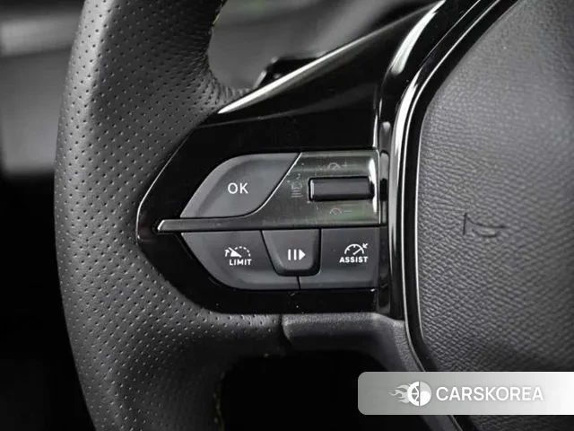 Peugeot 308 Third generation 2023 Белый из Кореи, фото 5