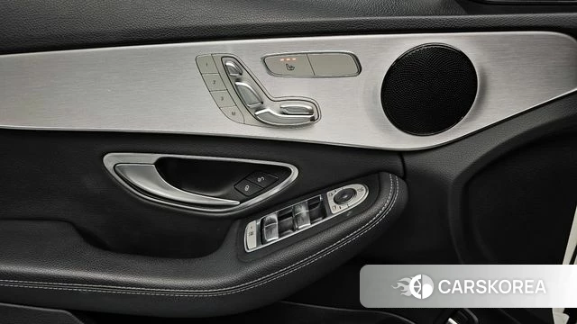 Mercedes-Benz C-Class W205 2020 Белый из Кореи, фото 5