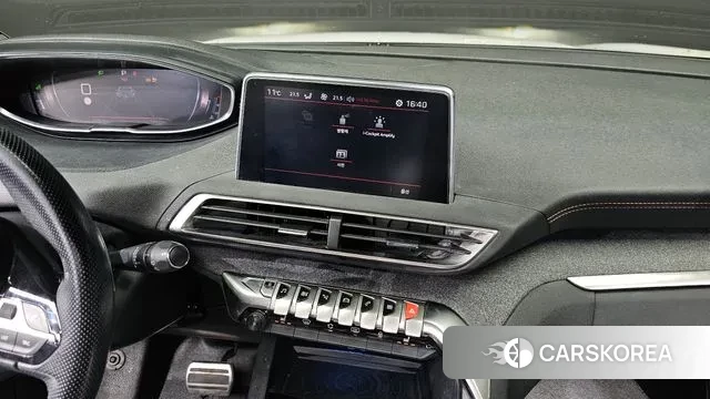 Peugeot 3008 second generation 2018 Белый из Кореи, фото 5