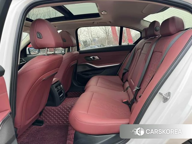 BMW 3 series 2023 Белый из Китая, фото 5