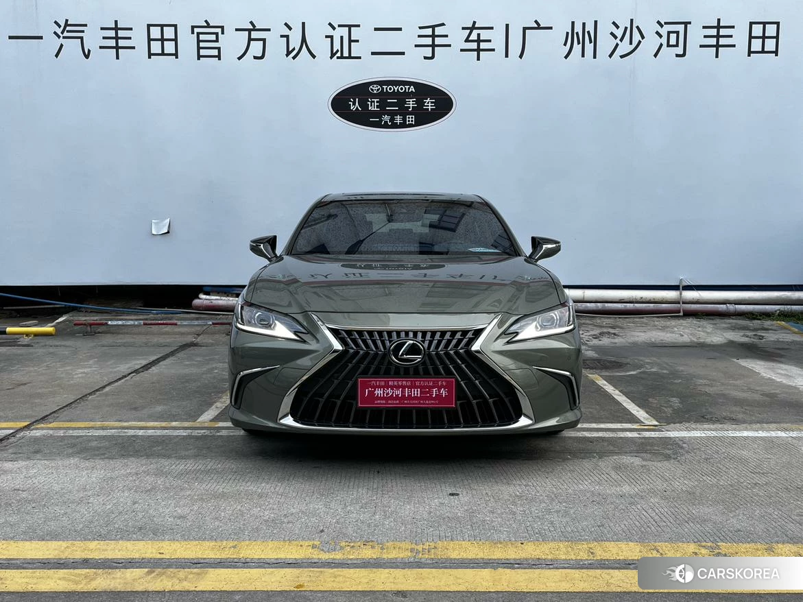 Lexus ES 2022 Зеленый из Китая, фото 5