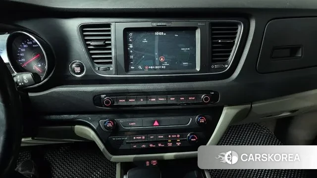 Kia The New Carnival 2018 Черный из Кореи, фото 5