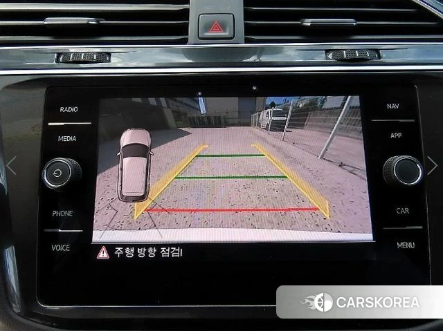 Volkswagen Tiguan second Generation 2019 Белый из Кореи, фото 5