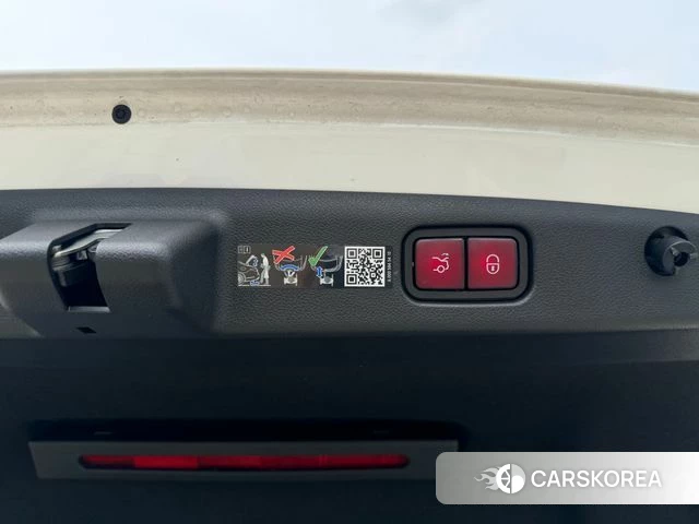 Mercedes-Benz E-Class W214 2024 Белый из Кореи, фото 5