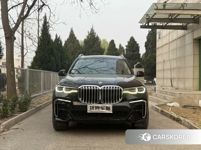 BMW X7 2022 Черный из Китая, фото 5