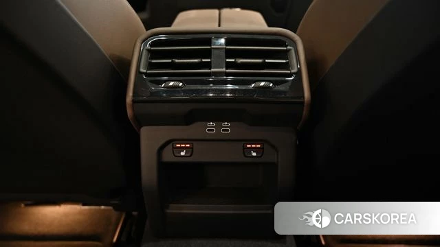 BMW 5 Series (G60) 2026 Белый из Кореи, фото 5