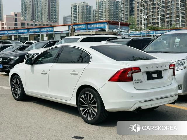 Volvo S60 2019 Белый из Китая, фото 5