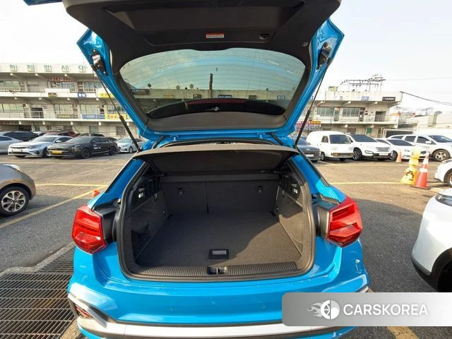 Audi Q2 2023 Синий из Кореи, фото 5