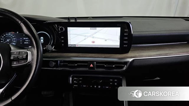 Kia K5 3rd generation 2023 Черный из Кореи, фото 5