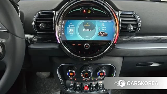 Mini Cooper S Clubman 2023 Красный из Кореи, фото 5