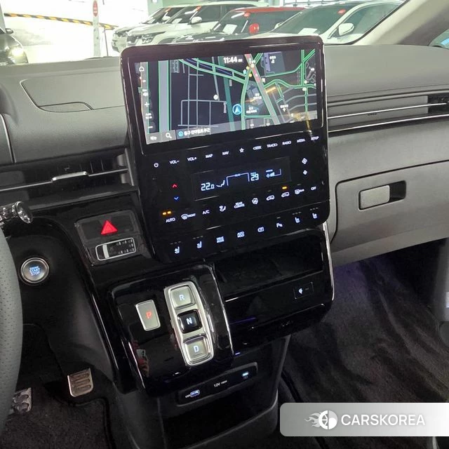 Hyundai Staria 2025 Черный из Кореи, фото 5