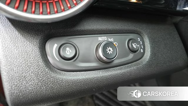 Chevrolet (GM Daewoo) Trax Crossover 2023 Красный из Кореи, фото 5