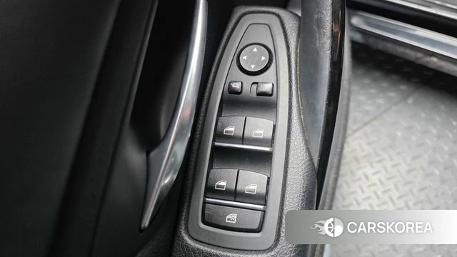 BMW 3 Series (F30) 2018 Черный из Кореи, фото 5